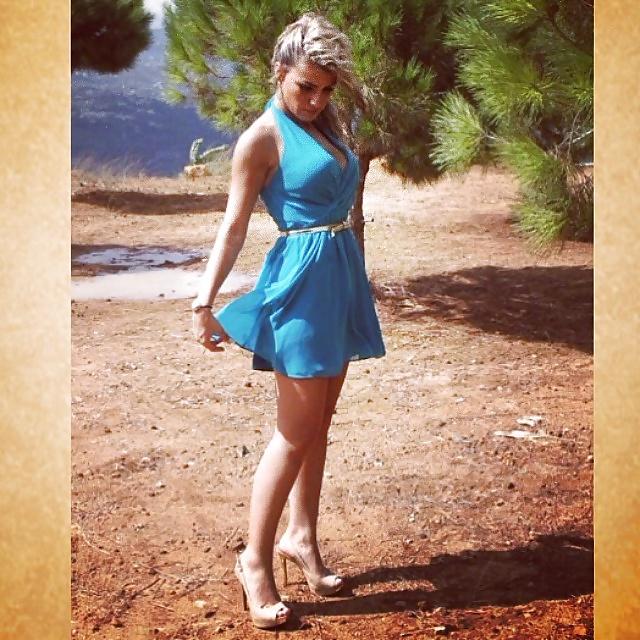 25P Arab beauty 28 - Cum on her