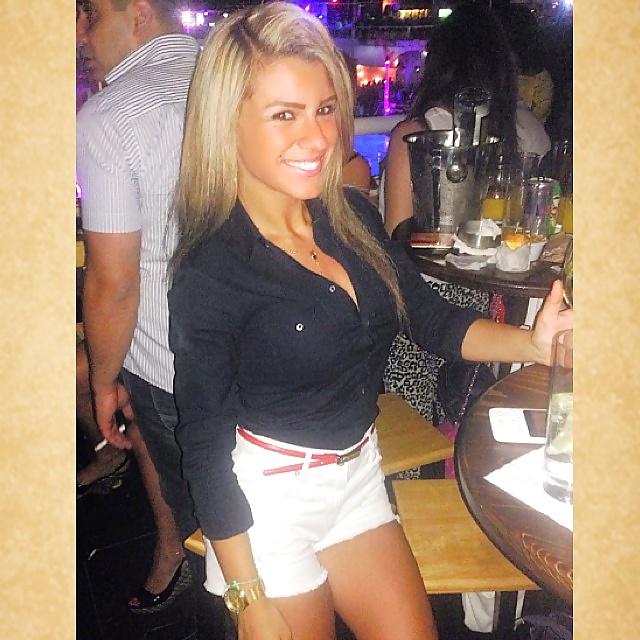 25P Arab beauty 28 - Cum on her