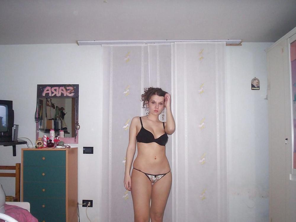 10P French teen Sara