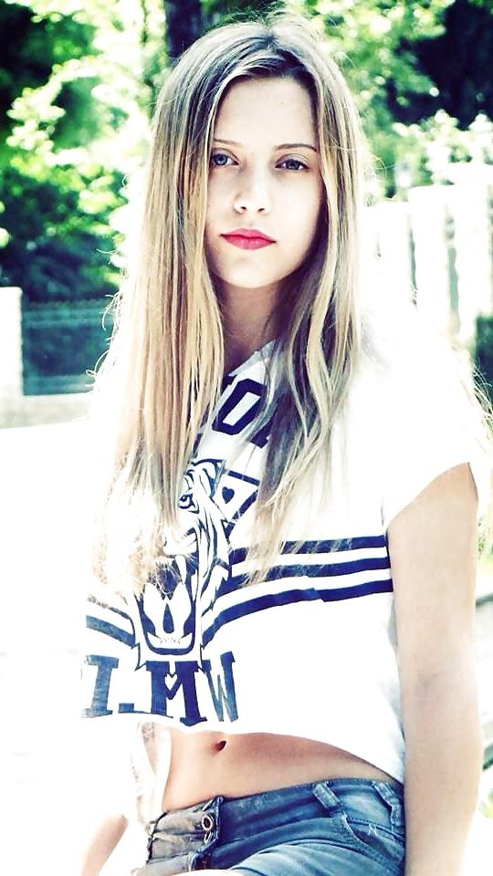25P Cute Serbian teen Nina