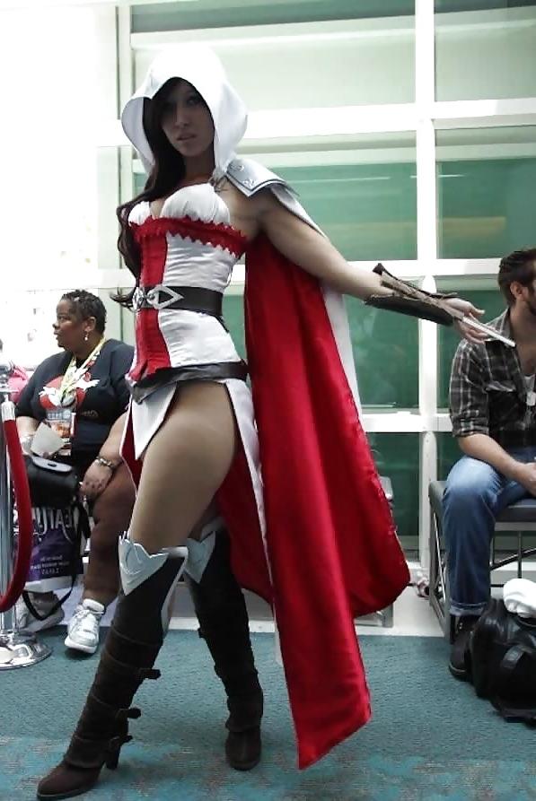 17P Girls in costumes