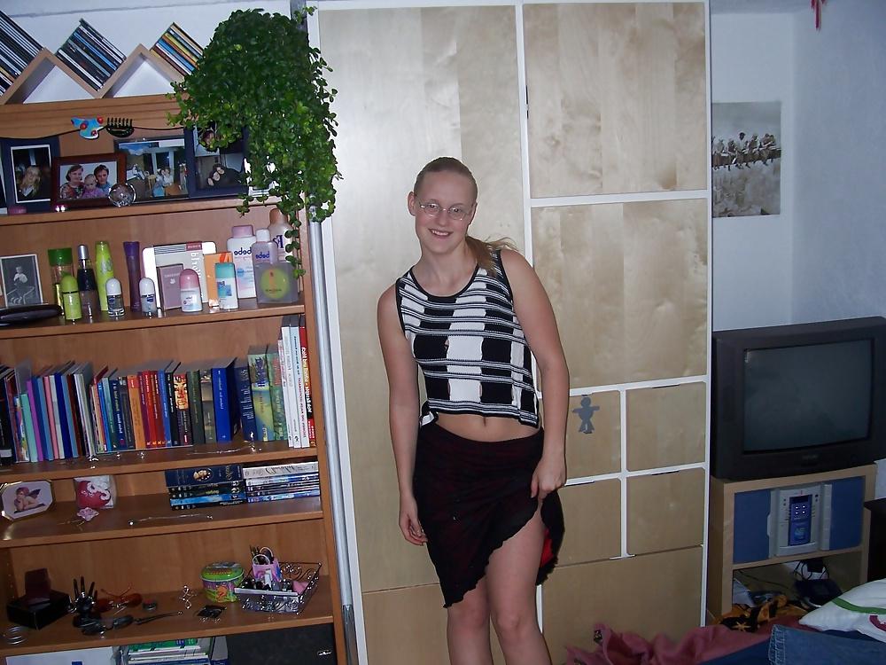 15P Little Blonde Set