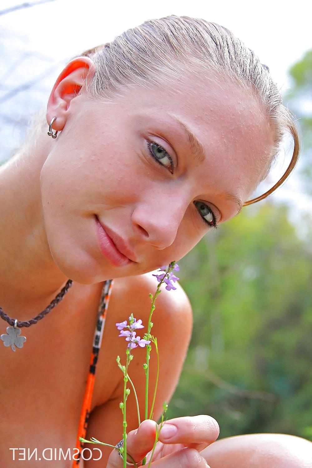 16P Naked busty teen - Victoria Nelson