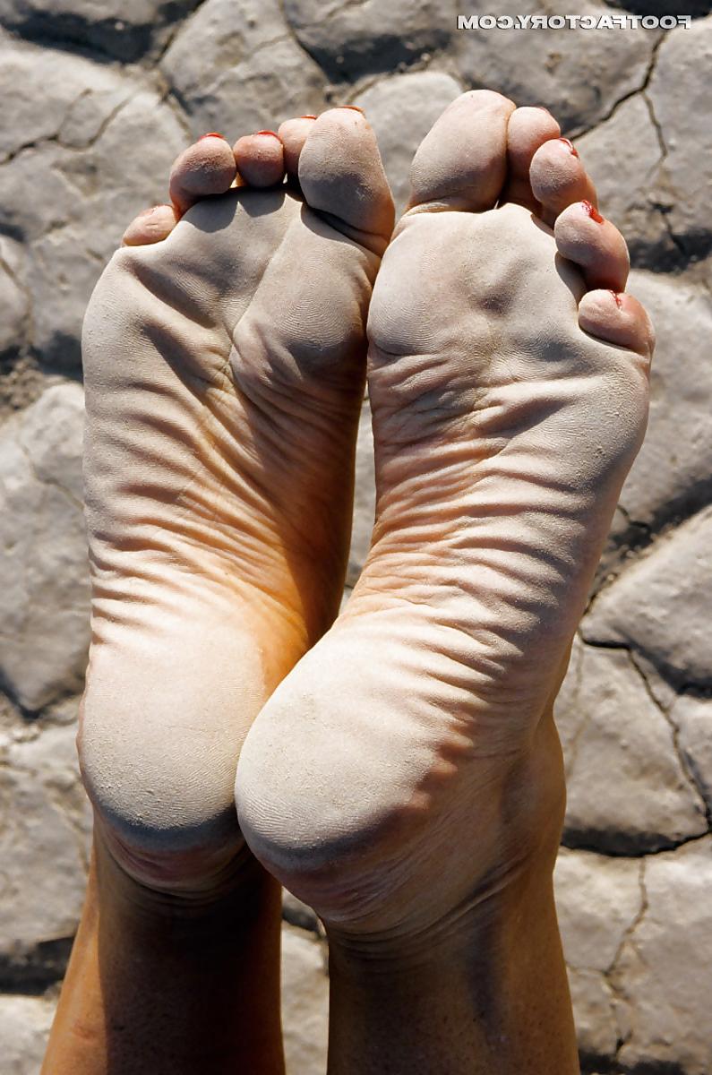 10P Feet: Dirty Soles #47