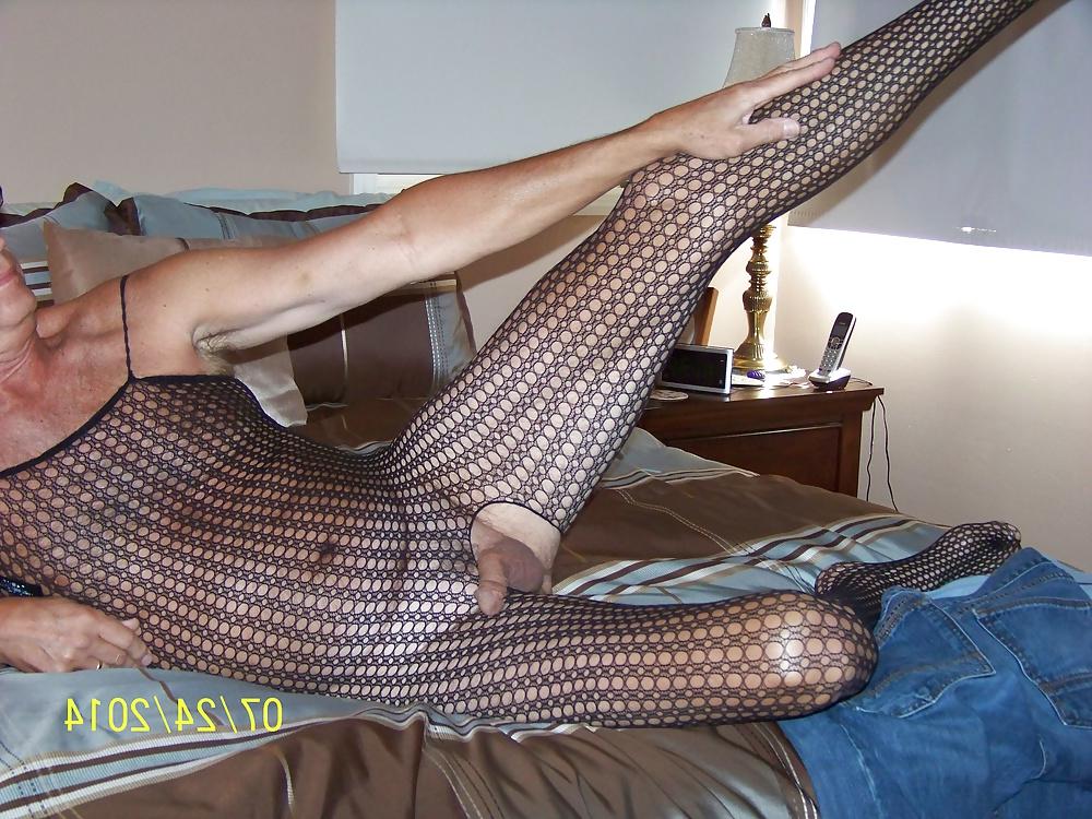 12P Feeling sexy in my fishnet body suit