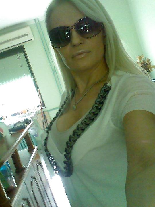 25P Serbian Milfs V