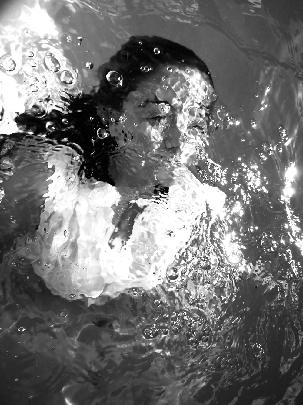 25P The little mermaid under the water 5