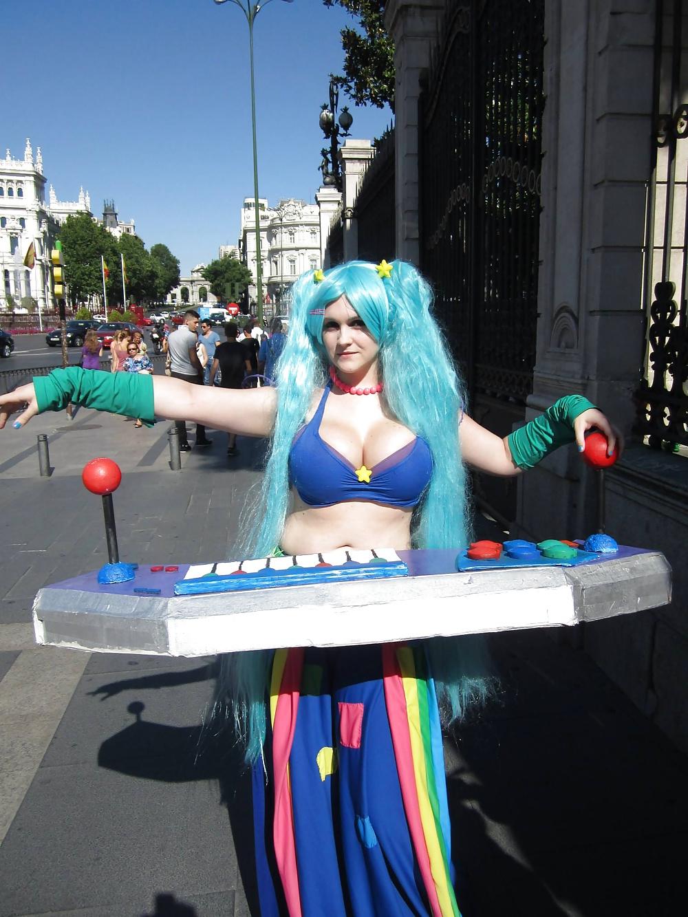 9P Stacked Cosplay Cutie