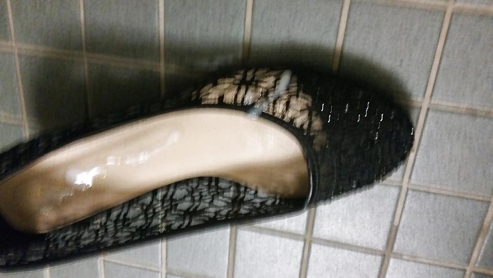 6P Cum in the Shoes of a Coworker 