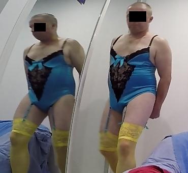 15P JORGINA - BLUE TEDDY YELLOW STOCKINGS