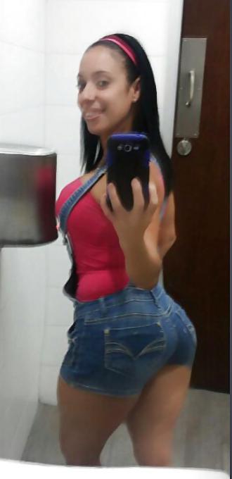 17P THICK LATIN MILF 1.