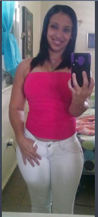 17P THICK LATIN MILF 1.