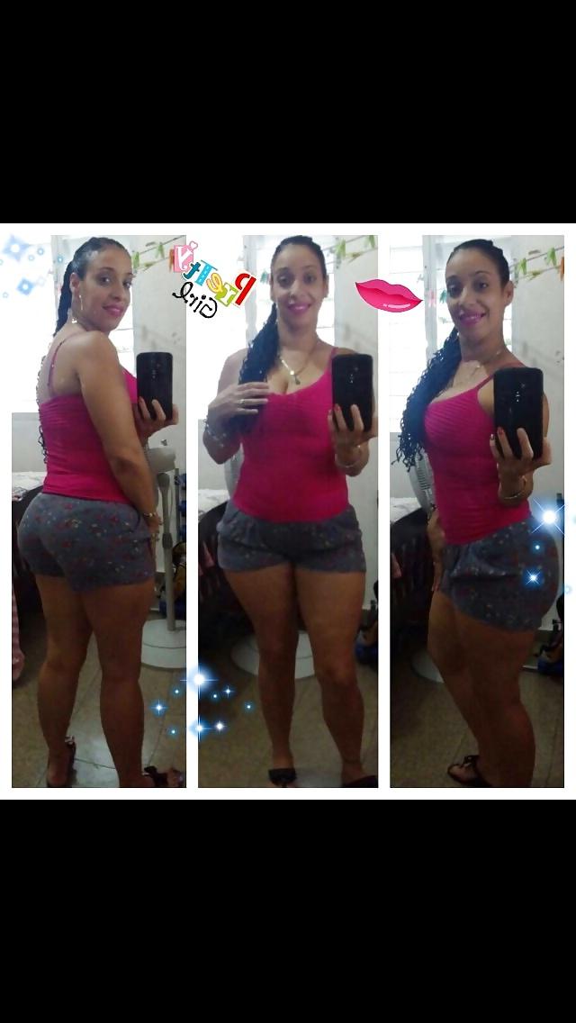 17P THICK LATIN MILF 1.