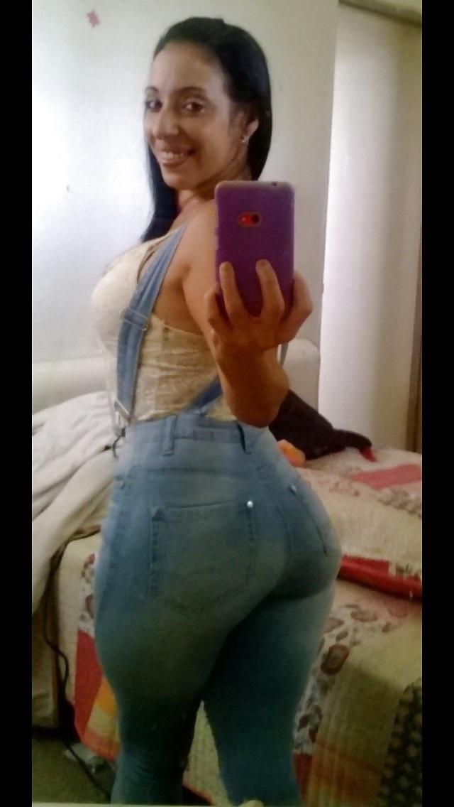 17P THICK LATIN MILF 1.