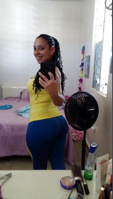 17P THICK LATIN MILF 1.