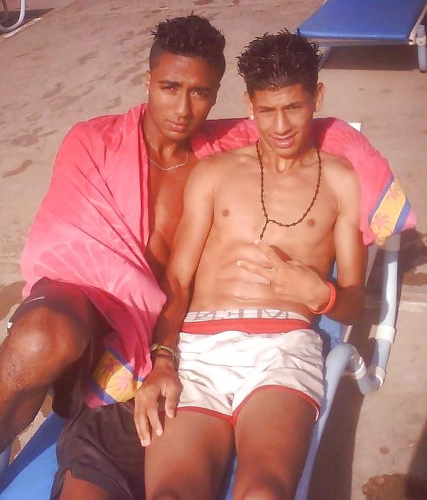 25P French Arabs