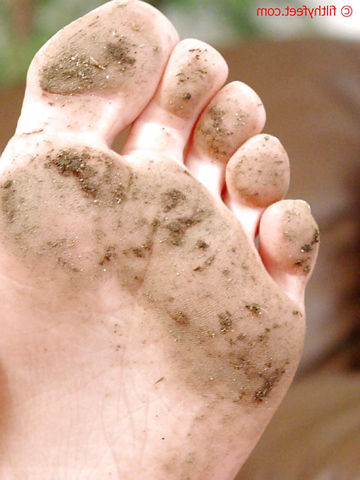 10P Feet: Dirty Soles #43