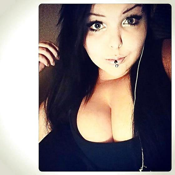 13P Busty Amatuer 48