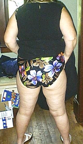 25P My wife in swimsuits..