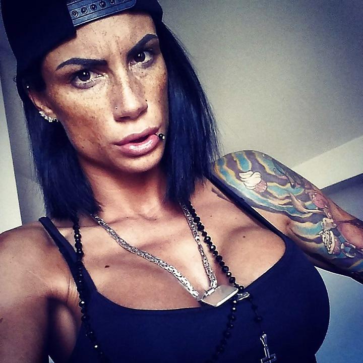 15P Serbian beautiful big boobed tattooed strip girl