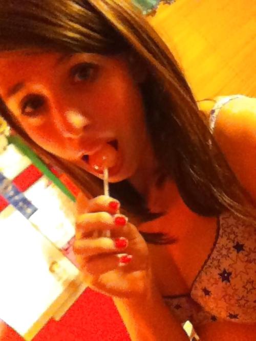 22P Sexy Teen Little Lexi Selfies