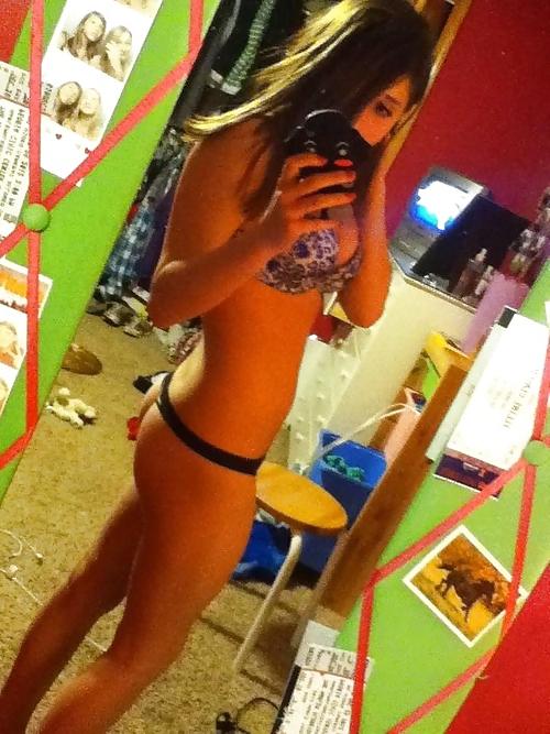 22P Sexy Teen Little Lexi Selfies