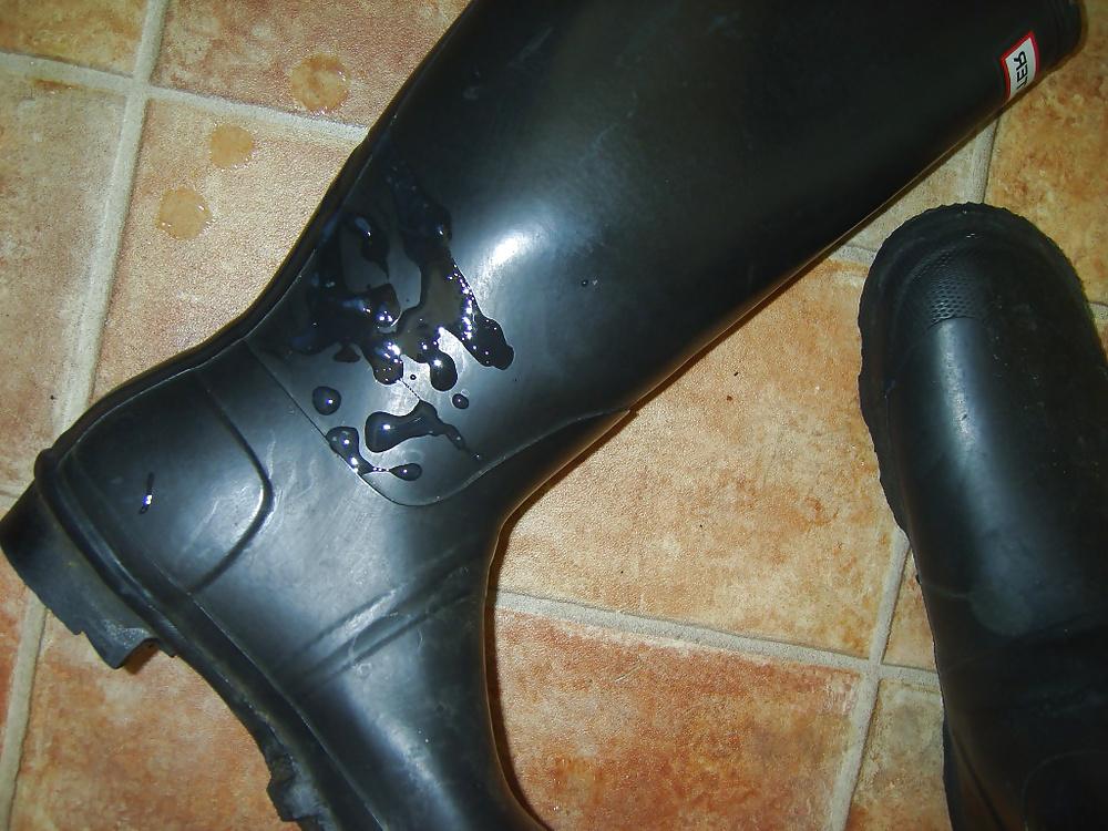 25P All my own work....dirty wellies.