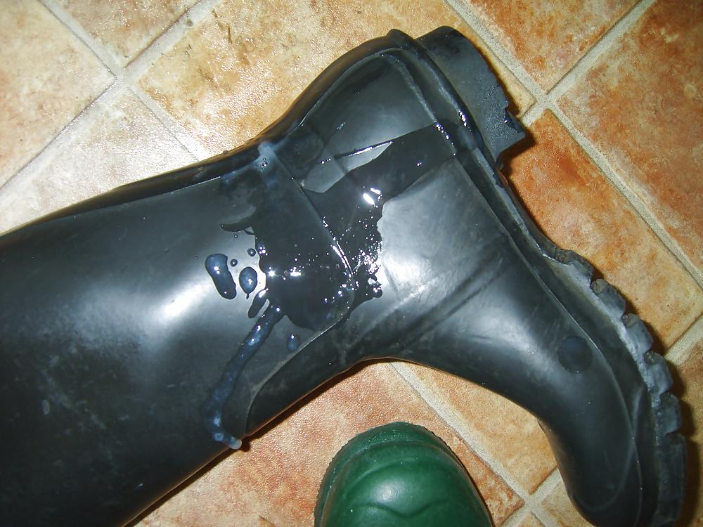 25P All my own work....dirty wellies.