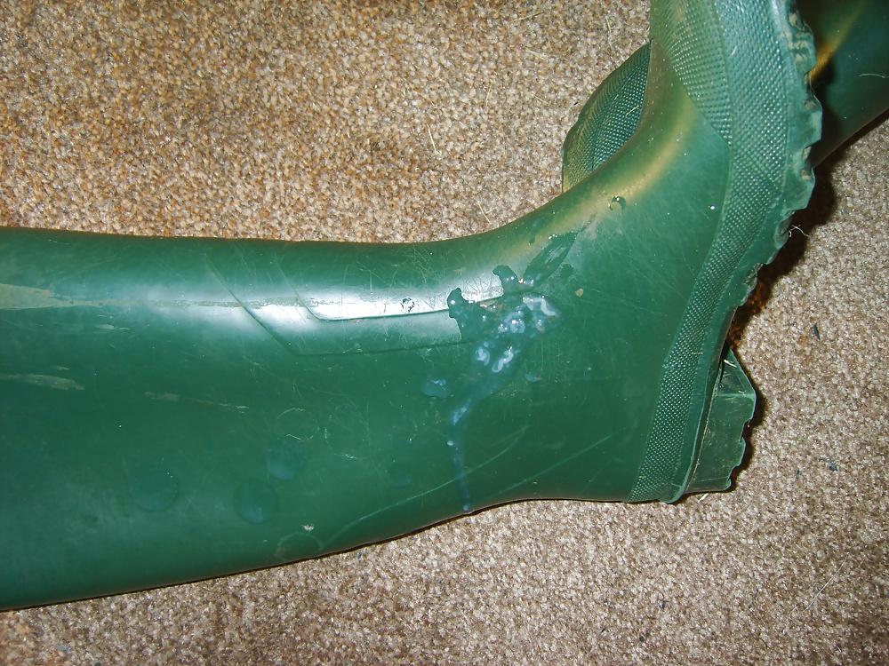 25P All my own work....dirty wellies.