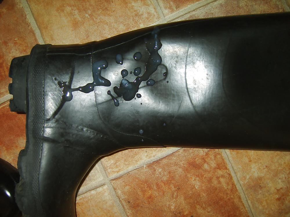 25P All my own work....dirty wellies.