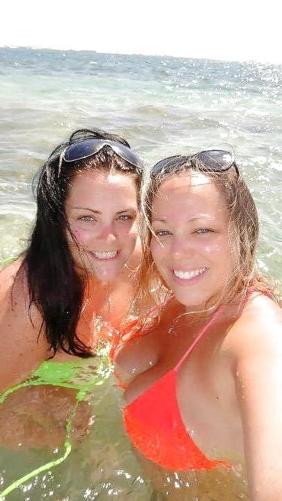 25P BUSTY MILF 