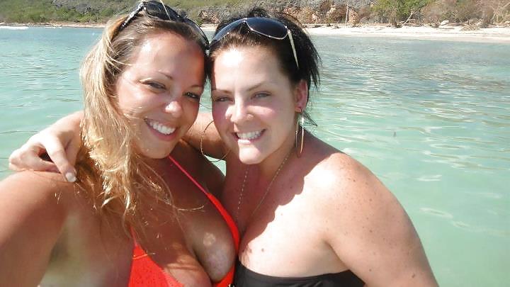 25P BUSTY MILF 
