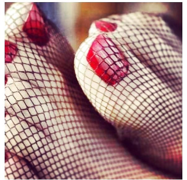 25P Foot Fetish 10