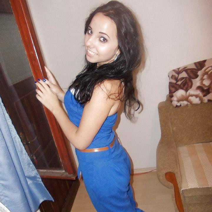 25P Cute Serbian teen Kristina