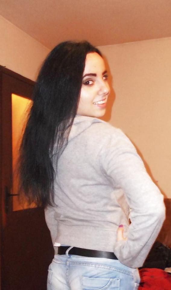 25P Cute Serbian teen Kristina