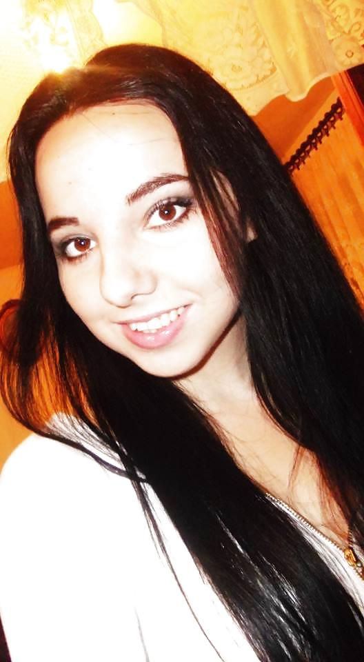25P Cute Serbian teen Kristina