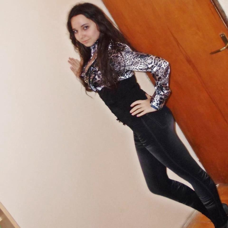 25P Cute Serbian teen Kristina