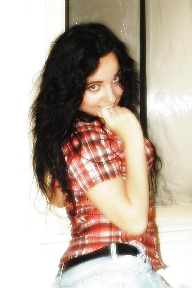 25P Cute Serbian teen Kristina