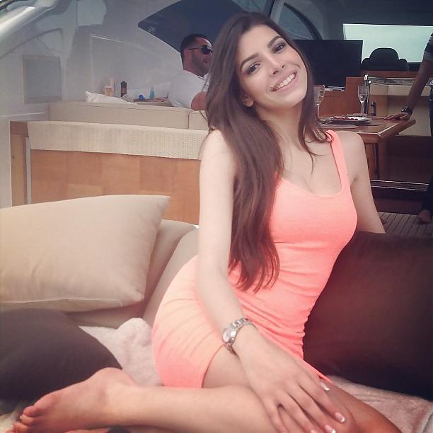 25P Arab beauty 30 - Cum on her