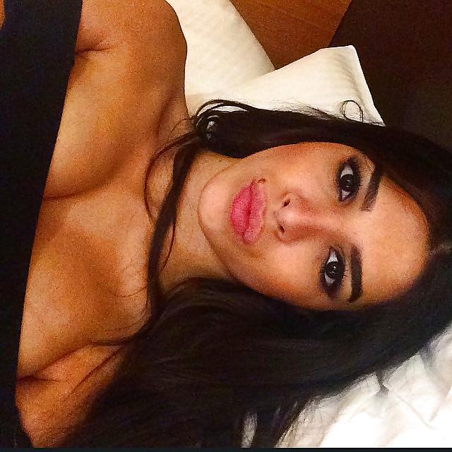 25P Arab beauty 30 - Cum on her
