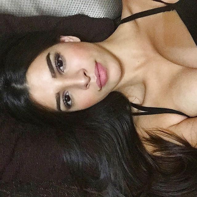 25P Arab beauty 30 - Cum on her