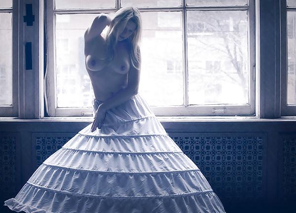 25P Sensual Dress Pictures