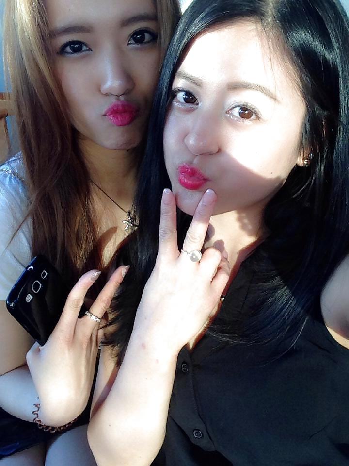 11P Korean beauty
