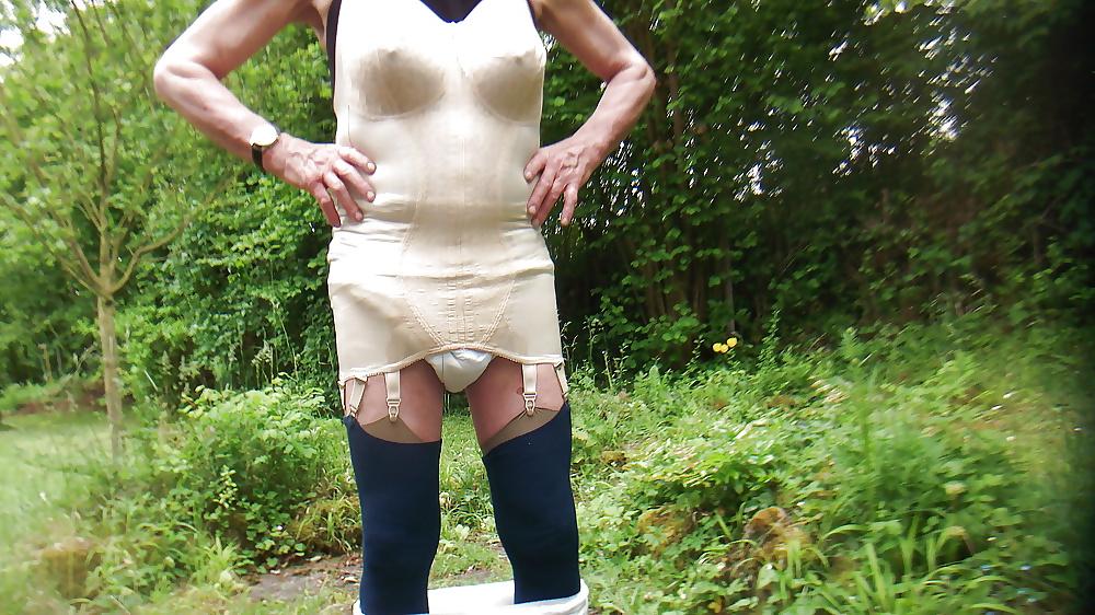 25P Wixen im Korsett