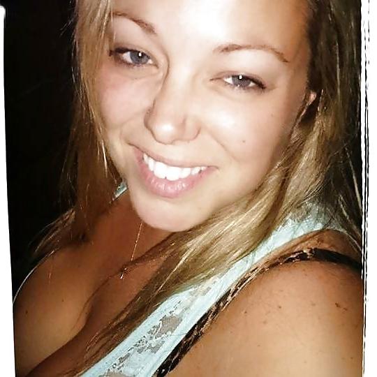 6P BUSTY MILF