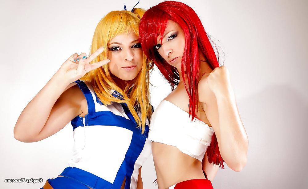 25P Fairy Tail lesbian cosplay