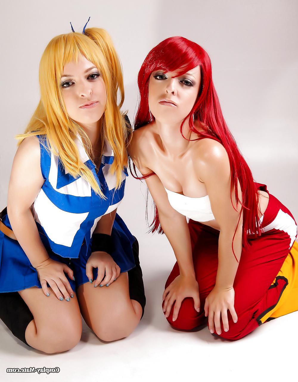 25P Fairy Tail lesbian cosplay