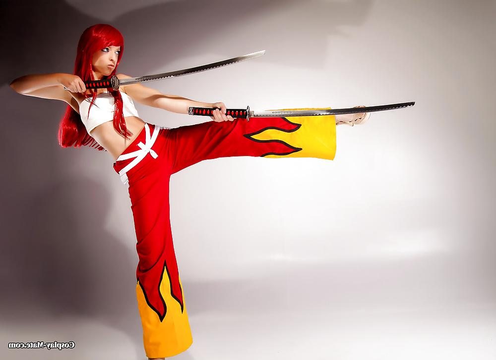 25P Fairy Tail lesbian cosplay