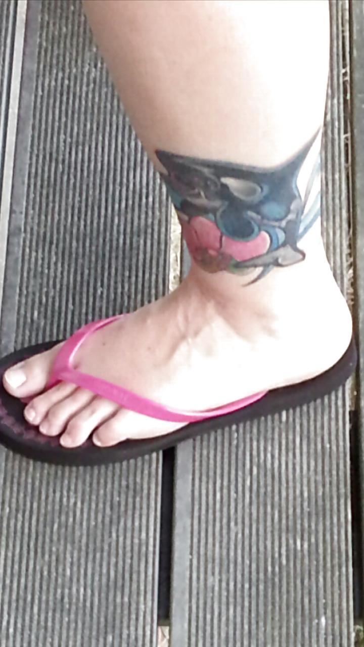 15P French lover friend feet 02