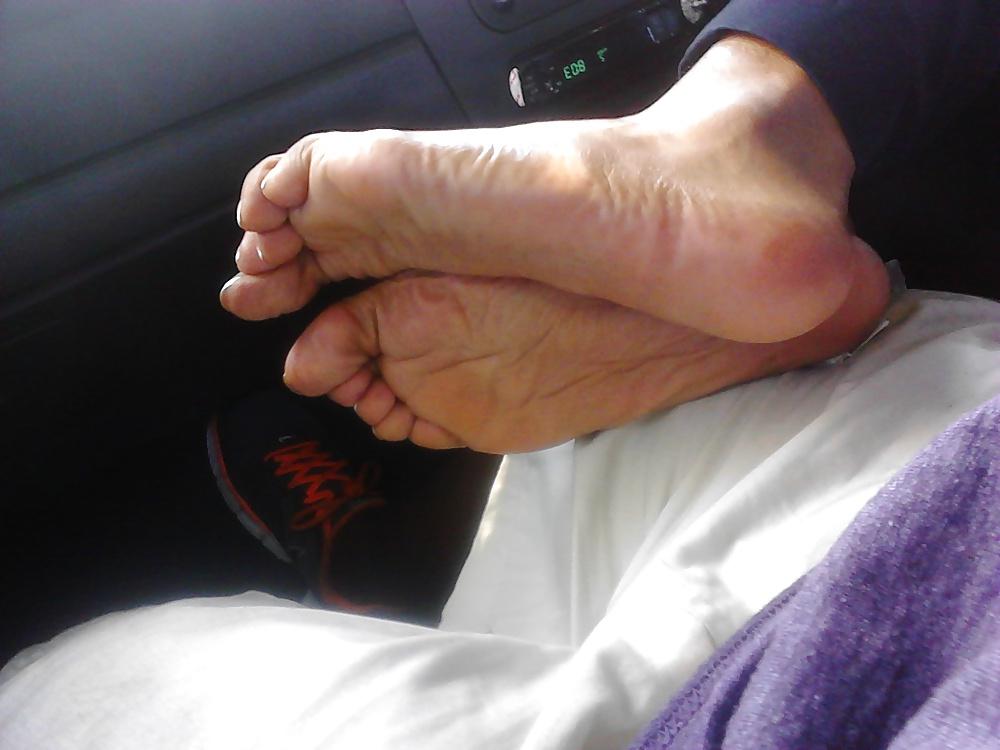 8P Sweaty socked soles fresh after work pre footjob